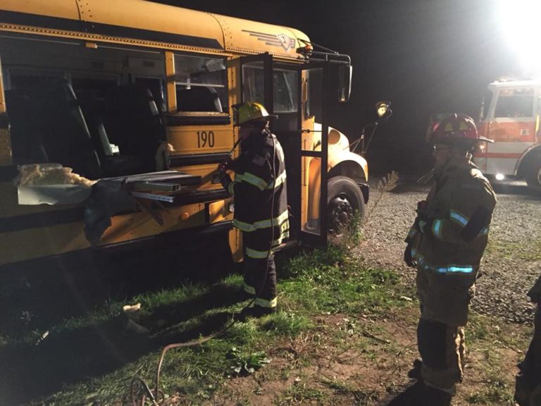 Extrication Drills Of School Buses - Holiday Park VFD