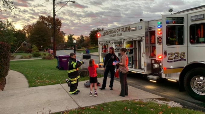 Local Children Win Ride to School on Fire Engine Trip