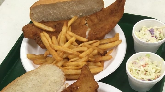 Fish Fry Returns for 2022 Lent Season - Holiday Park VFD