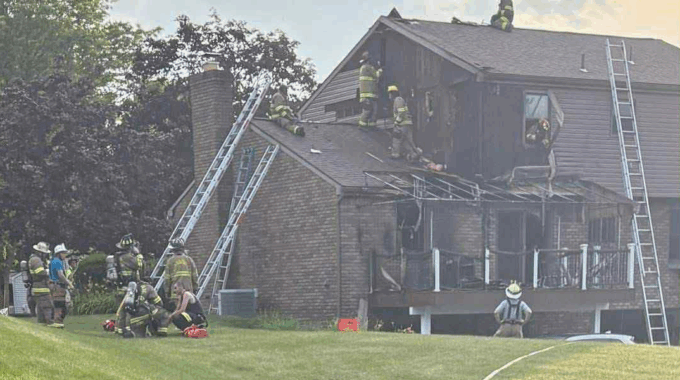 236-Truck Responds to Expanded Porch Fire in Unity’s District