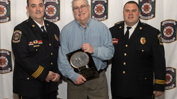Annual Banquet: Michael Krzeminski Recepeint of Ben Franklin Firemanship Award 2025